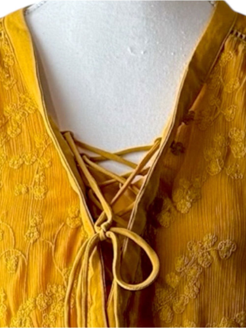 Maeve Anthropologie Mustard Embroidered Lace Up Top Sleeveless Women 6 Relaxed‎